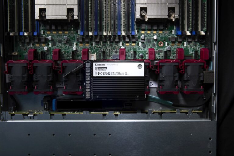 ktc-keyfeatures-ssd-dc3000me-kf3